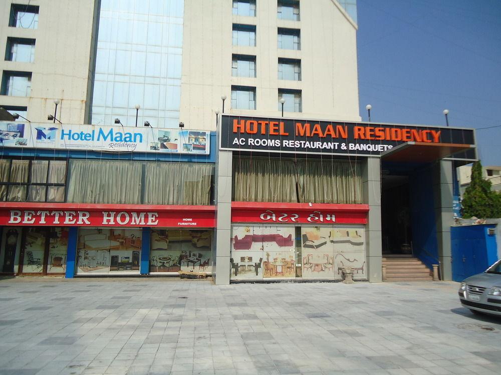 FabHotel Maan Residency Satellite Road Ahmedabad Buitenkant foto