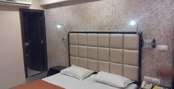 FabHotel Maan Residency Satellite Road Ahmedabad Buitenkant foto