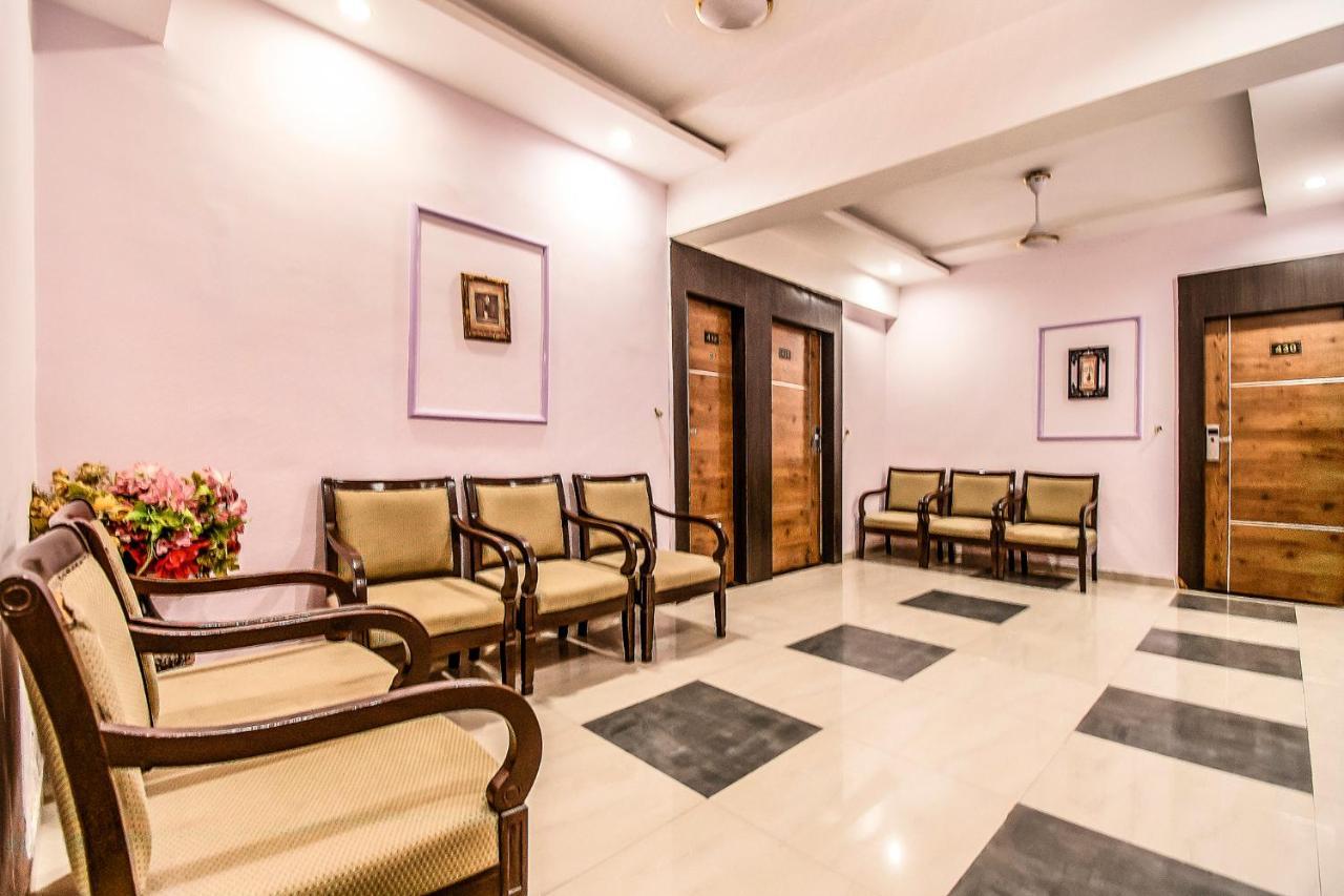 FabHotel Maan Residency Satellite Road Ahmedabad Buitenkant foto